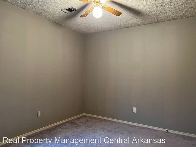 Building Photo - 3 br, 2 bath House - 115 Highland Point Cove