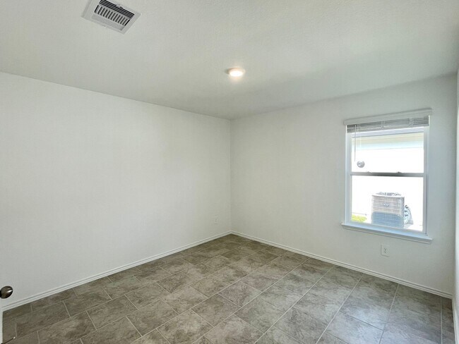 Building Photo - 7515 Cattle Walker Ct