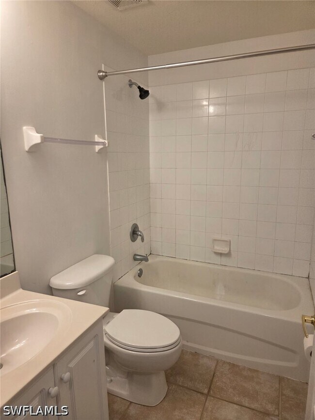 Building Photo - 9450 Ivy Brook Run