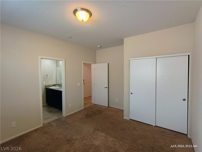Building Photo - 2119 Del Aqua Ave