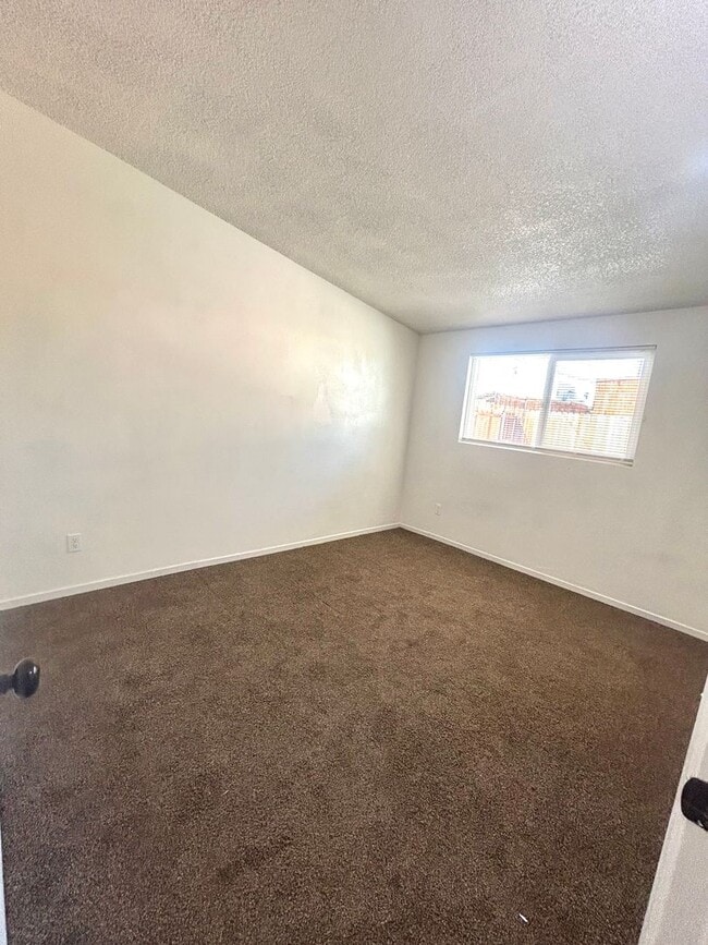 Building Photo - 5834 Ocotillo Ave
