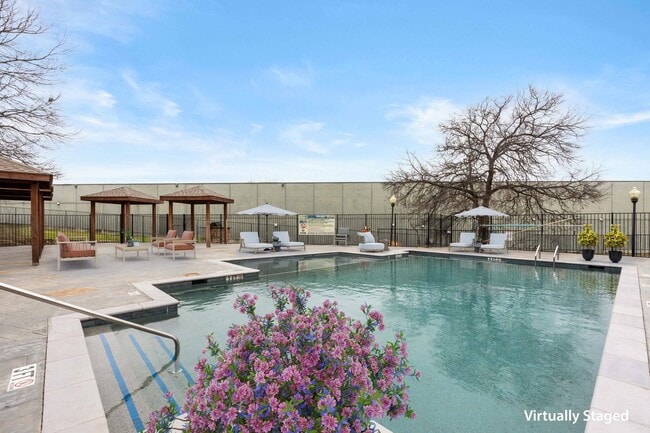 Luxury Swimming Pool at Ovation Apartments in Austin, TX - Ovation Apartments