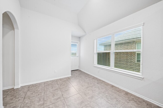 Building Photo - 5742 Pampus Prairie Rd