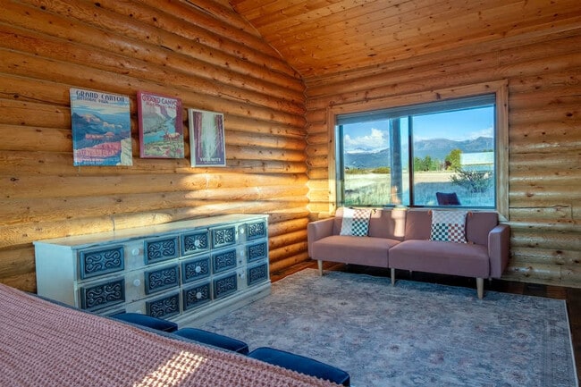 Building Photo - 3791 Whitney Dr