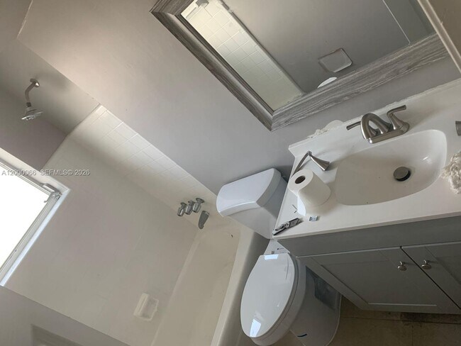 Building Photo - 6621 NW 30th St