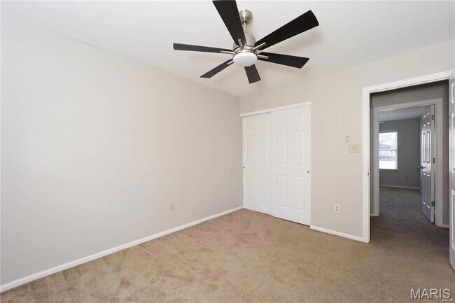 Building Photo - 226 Cheval Square Dr
