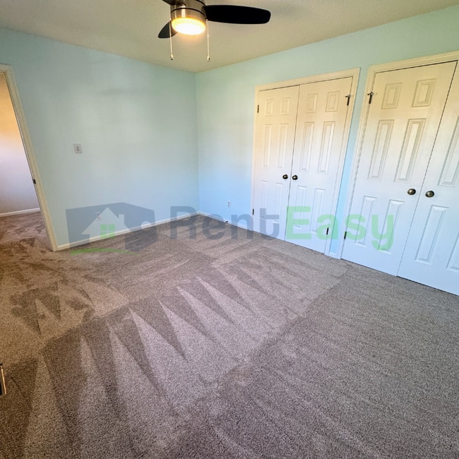 Building Photo - 1001 Fox Rdg Ct