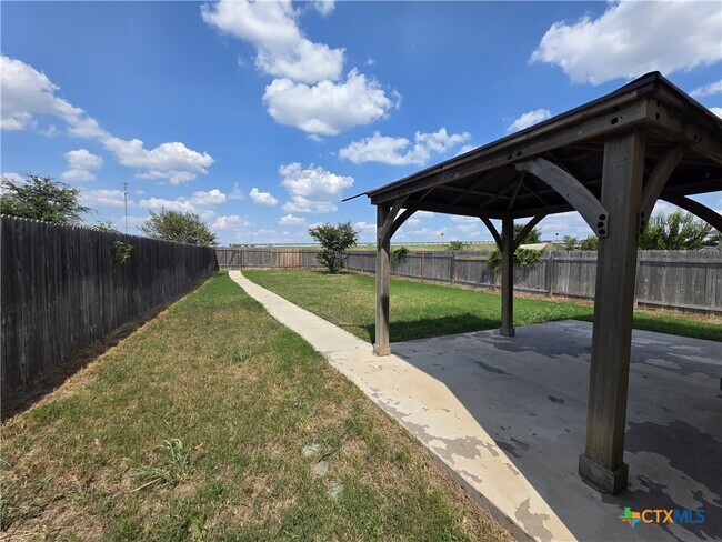 Building Photo - 130 Frasier Dr