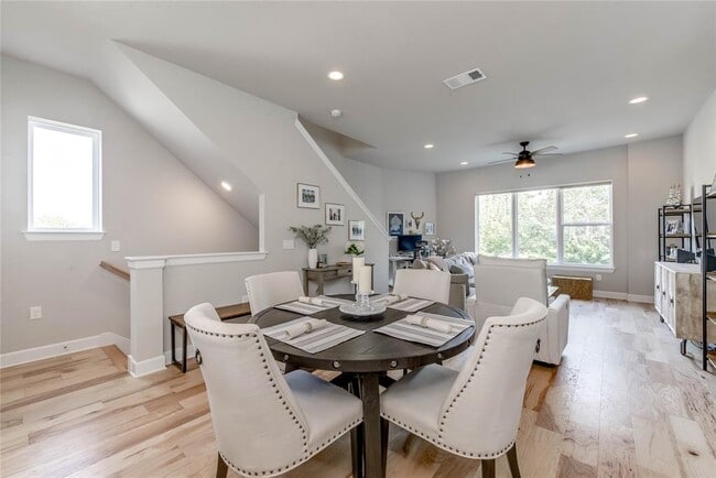 Building Photo - 1405 Hyde St