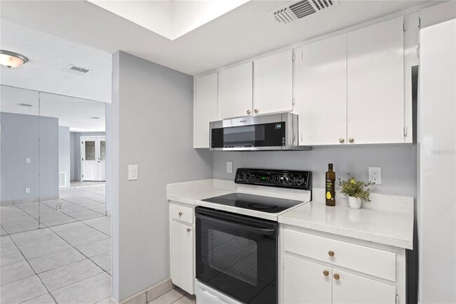 Building Photo - 2502 Indigo Dr
