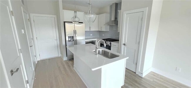 Building Photo - 692 Urban Grange Wy