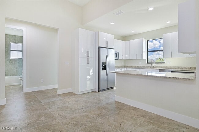 Building Photo - 1638 NW 36th Pl