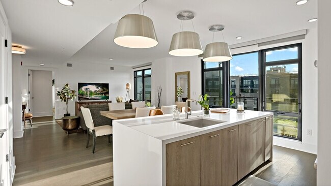 Building Photo - 1722 6th St NW