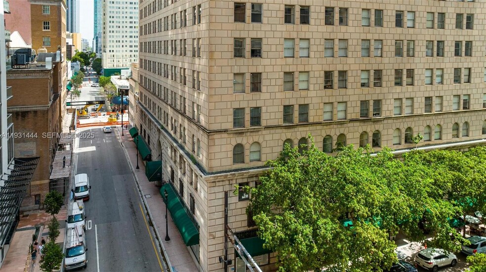 Building Photo - 151 SE 1st St