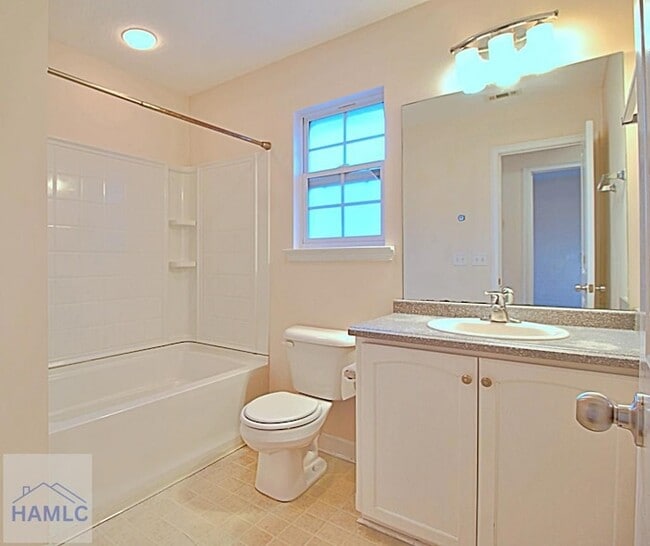 Building Photo - 229 Augusta Way