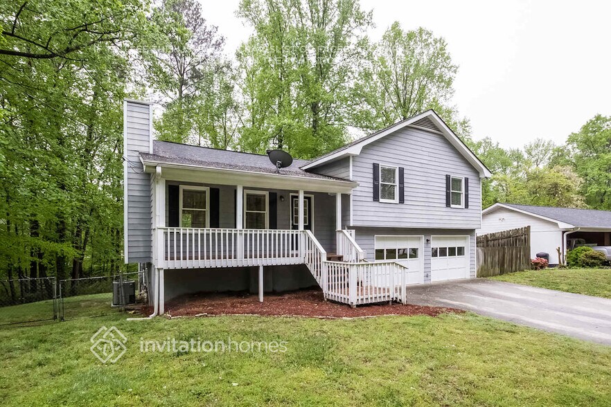 Building Photo - 5101 Sunset Dr