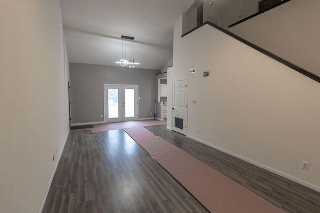 Building Photo - 3411 Crossings Dr