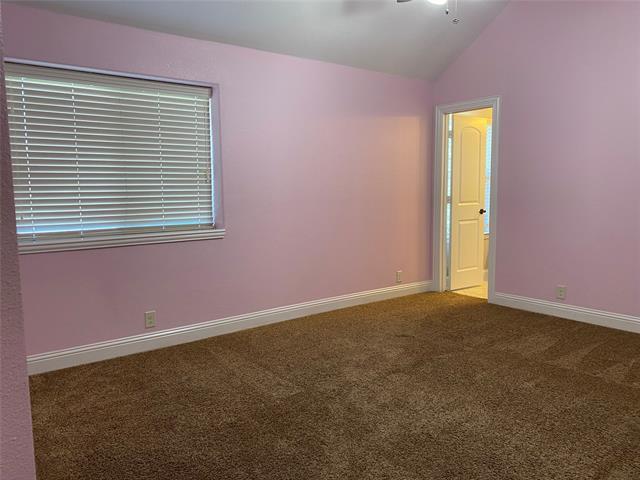 Building Photo - 2425 Lynbridge Dr