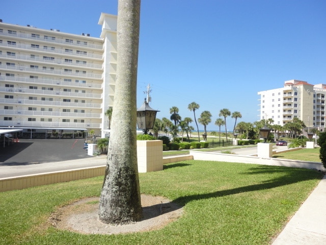 Building Photo - Beach across the Street!  Located in the Gulf Point HOA community