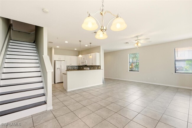 Building Photo - 14825 Sutherland Ave