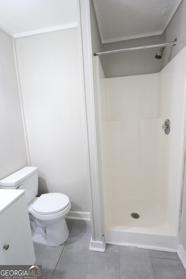 Building Photo - 829 Matheson Rd