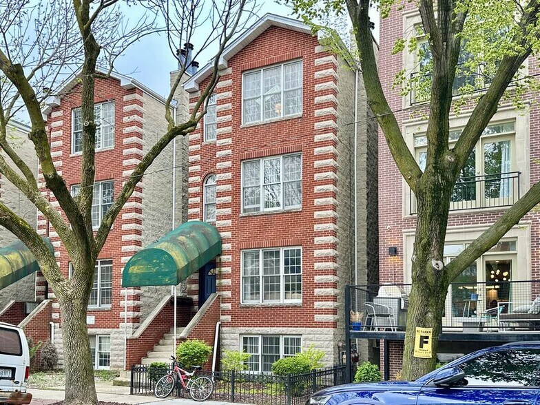 Primary Photo - 920 N Paulina St