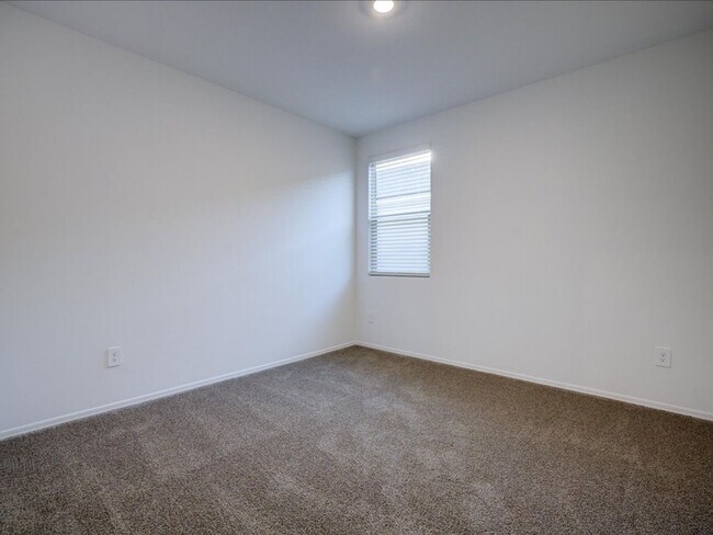 Building Photo - 4 Bedroom 2 Bathroom BRAND NEW HOME!