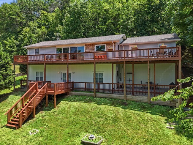 Building Photo - 1114 Buzzard Roost Rd