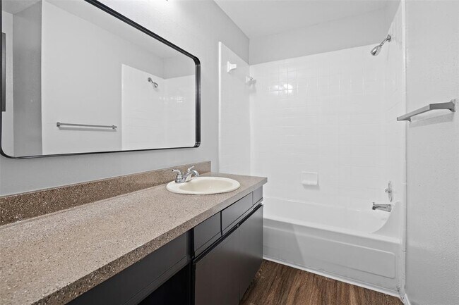 Building Photo - 1815 River Crossing Cir