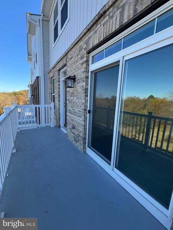 Building Photo - 741 Platinum Dr