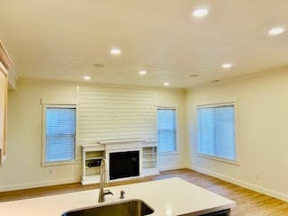 Building Photo - 6754 950 E