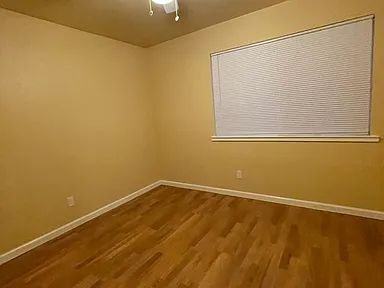 Building Photo - Ready to move-in.