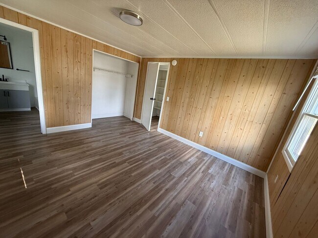 Building Photo - 1031 Fuller Ave