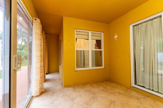 Building Photo - 2853 SE Melaleuca Blvd
