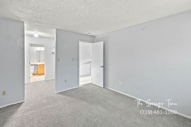 Building Photo - 4349 Hunting Meadows Cir