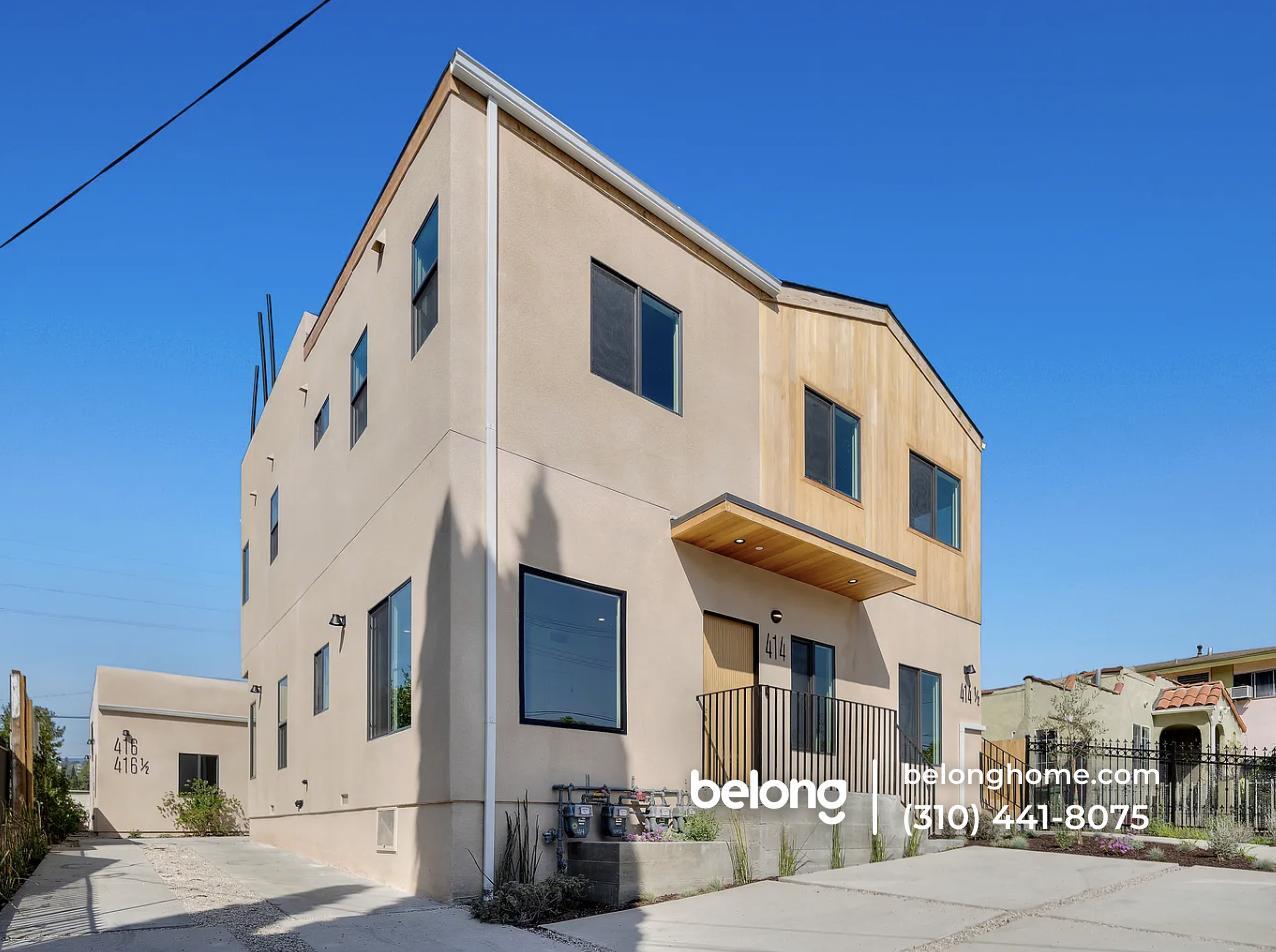 Building Photo - 414 S Ave 56