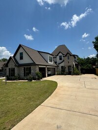 Building Photo - Rental Property