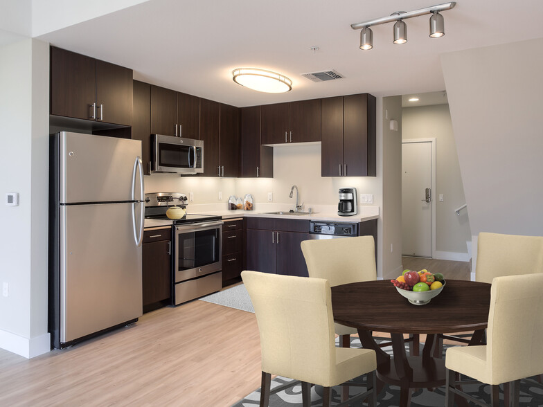 Kitchen and Dining Area - Avalon Morrison Park