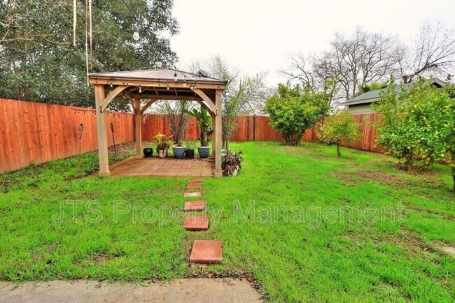 Building Photo - 3808 38th St