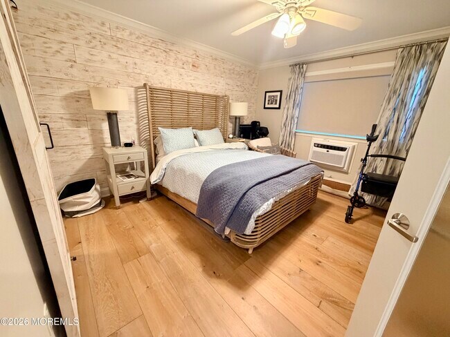 Building Photo - 809 Ocean Ave N