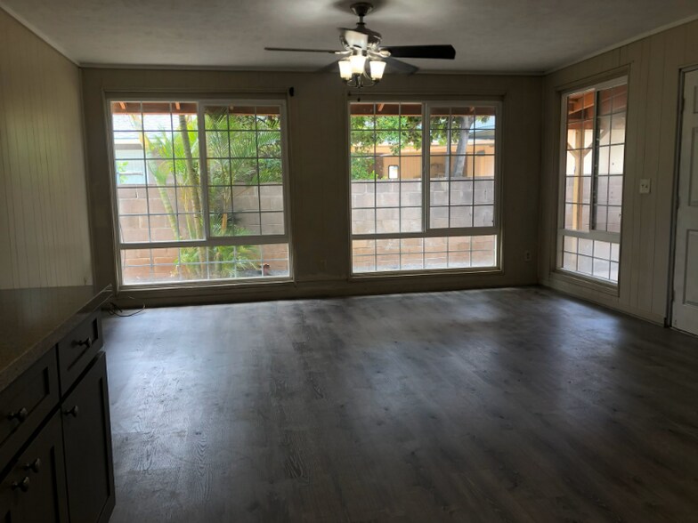 Building Photo - 641 Huali Way