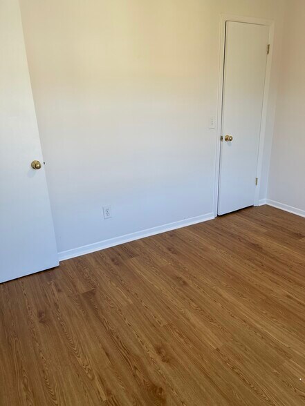 Building Photo - 120 Wooster St