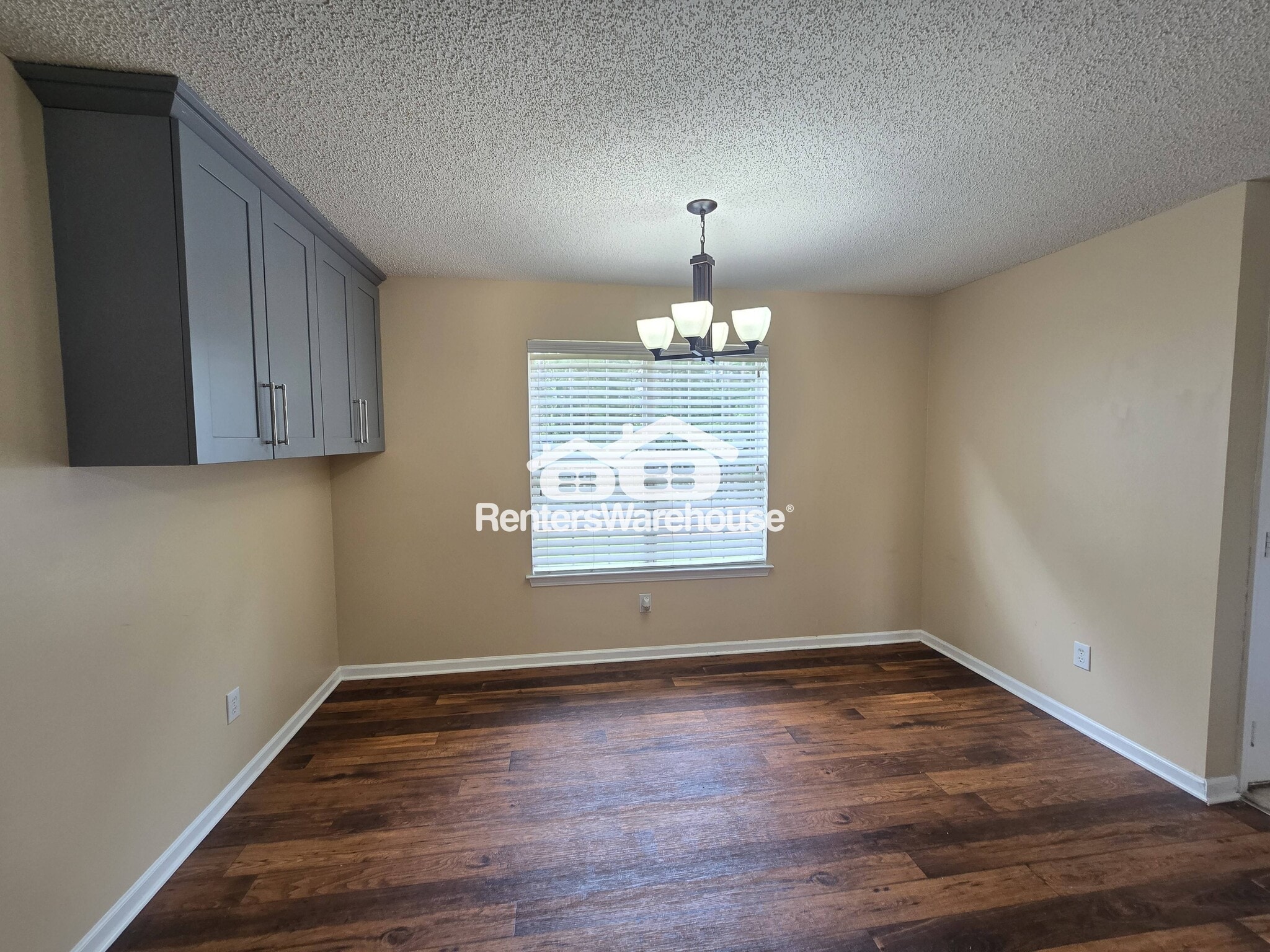 Building Photo - 1576 Rogers Crossing Dr