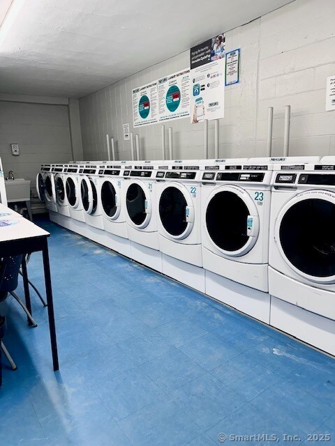 Building Photo - 2625 Park Ave