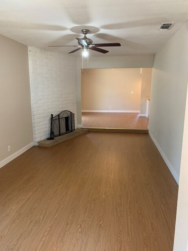 Building Photo - 7533-7535 Gallant Circle