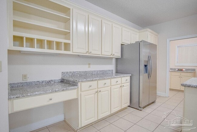 Building Photo - 3461 Oakmont Dr