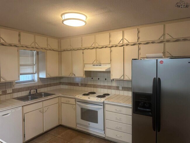 Building Photo - 2944 McGaha Ave