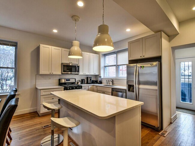 Building Photo - 3415 13th St NW