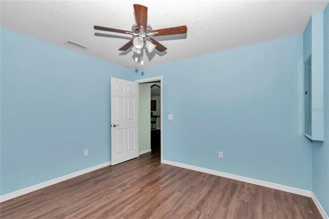Building Photo - 70 SE 81st Pl
