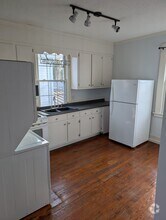 Building Photo - 57 Carolina St